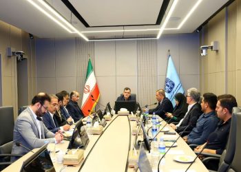 روز خبرنگار در تالار اصفهان؛ از شوخی‌های قبل از ورود مدیرعامل تا گفت‌وگوی صمیمی با اصحاب رسانه