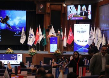 تاکید نماینده مجلس بر حمایت از بخش خصوصی و اصلاح ساختار بانکی در دهمین اجلاس «انتخاب ملی»