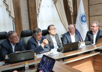 تقدیر استاندار از زحمات شرکت یکتاسنگ و مجری نمایشگاه سنگ محلات/ نیم ور