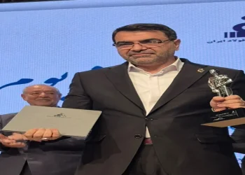 مجتبی شعبانی مرد سال فولاد ۱۴۰۵ شد