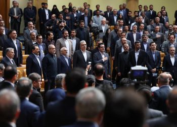 اسامی صادرکنندگان ممتاز و نمونه ملی در سی‌امین آیین روز ملی صادرات اعلام شد