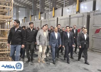 بازدید مدیرعامل بانک تجارت از شرکت «آکو باتری» در راستای تقویت همکاری‌ها